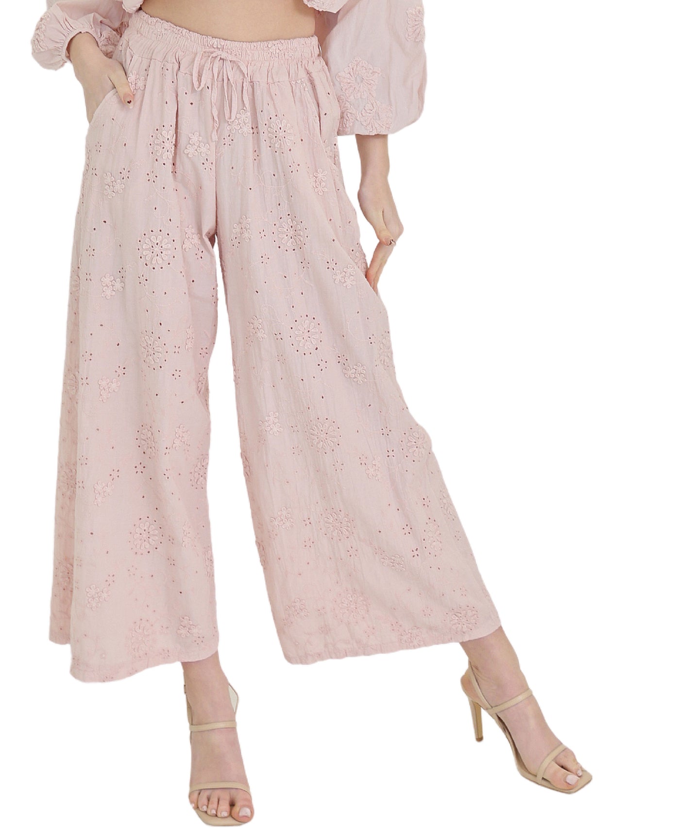 Eyelet Pants w/ Floral Embroidery