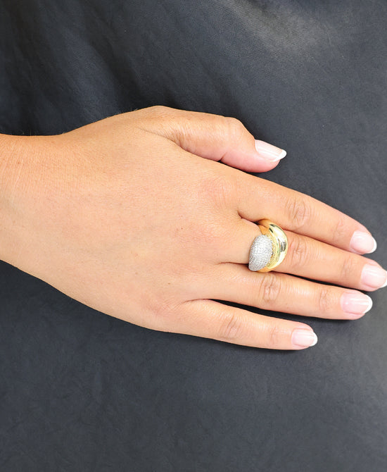 Statement Ring view