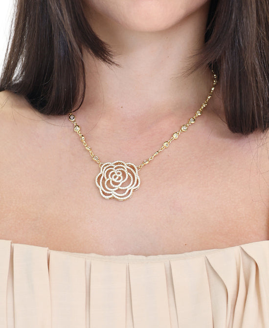 Rose Necklace view
