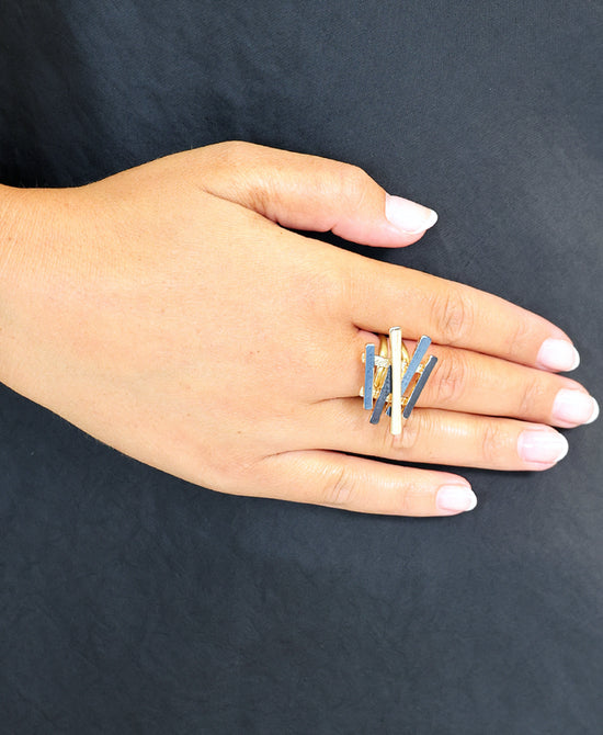 Asymmetrical Bar Ring view 