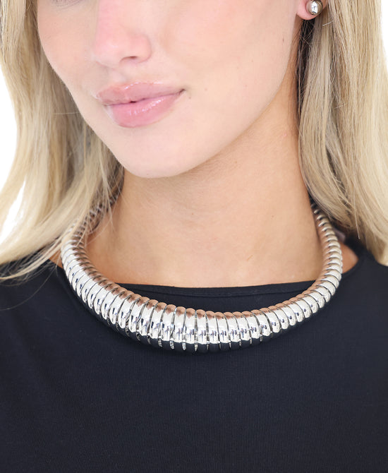 Collar Necklace & Stud Earrings Set view 